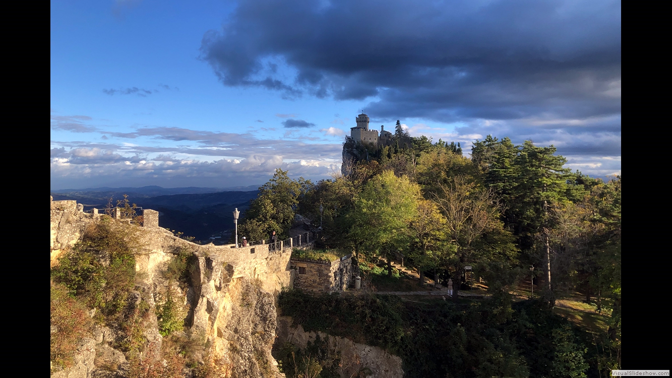 San Marino 4