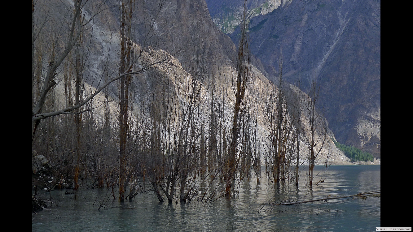 40 Attabad Lake